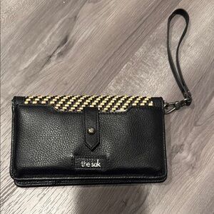 NWOT The Sak Black and Cream Woven Wristlet